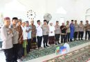 SILATURAHMI KEPADA TOKOH AGAMA OLEH KAPOLRES ABDYA BESERTA PJU (PEJABAT UTAMA) DI PESANTREN DARUL MUHIBBAH DESA ALUE PISANG KEC. KUALA BATEE, KAB. ACEH BARAT DAYA